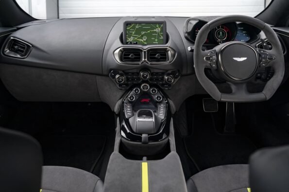 Aston Martin Vantage Mileage Blocker